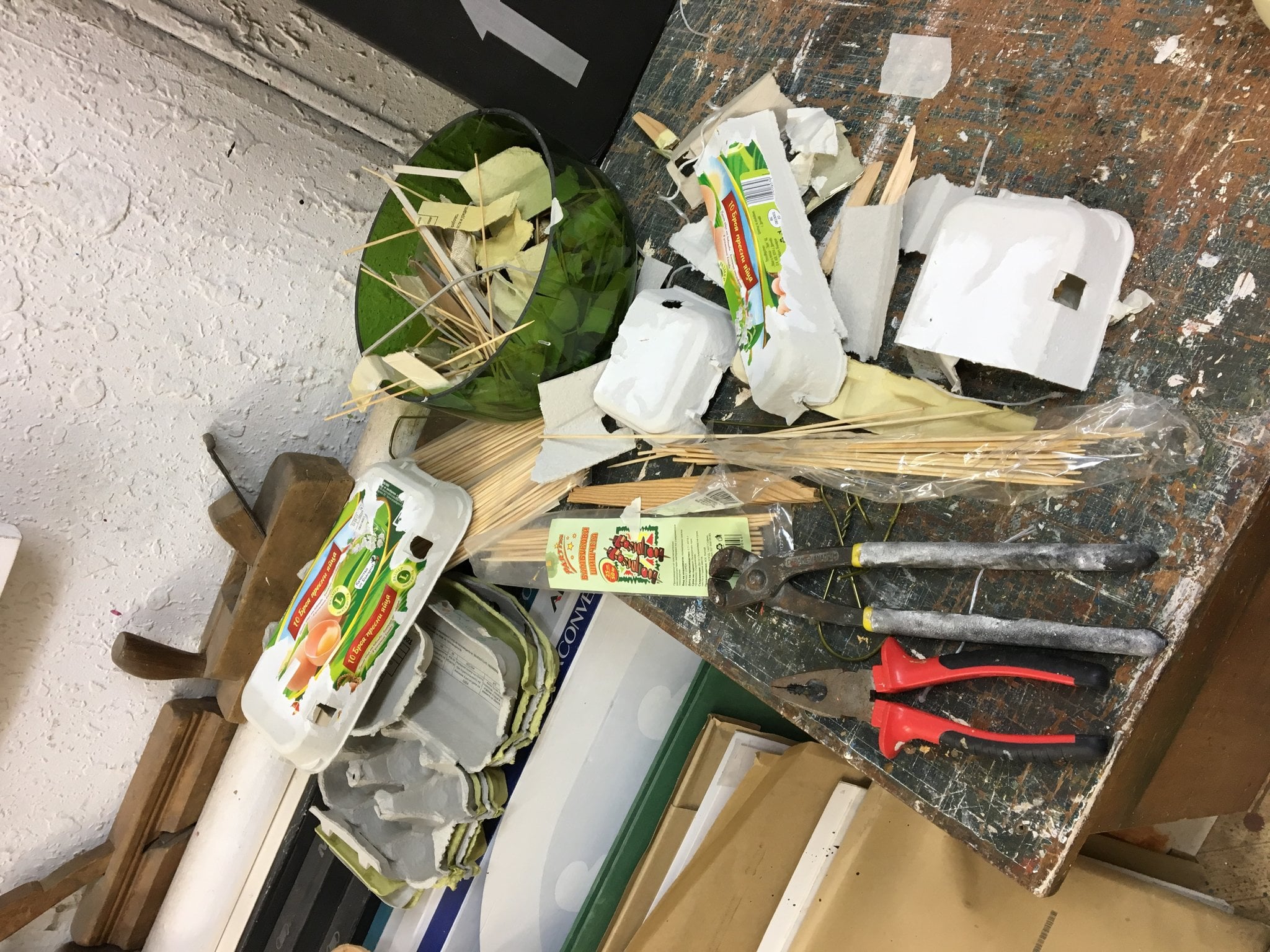 Egg crate model construction process